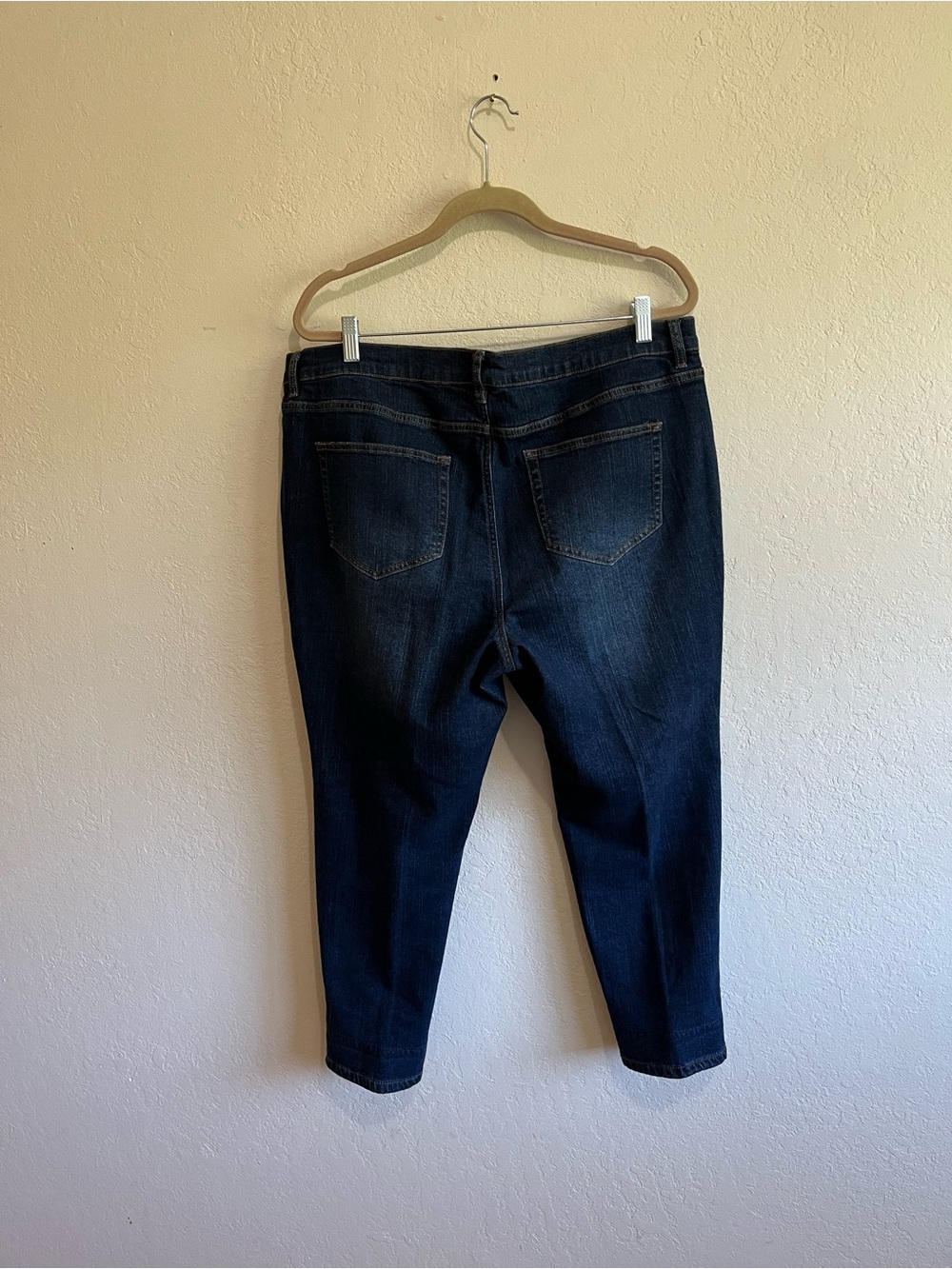 Dark Blue Womens Stretch Jeans size 18WP - Picture 2 of 3